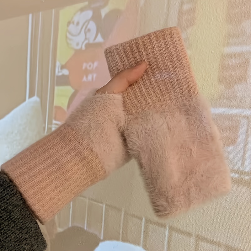 Plush Splicing Knit Gloves