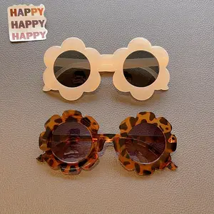 Cute Flower Round Glasses